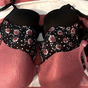 3 pack of bras , black/floral/nude pink , size 42D